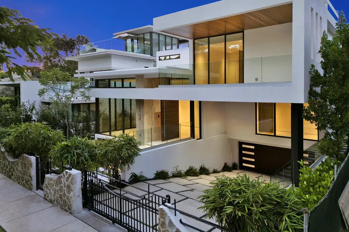 2130 S Miami Avenue, Miami FL 33129