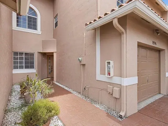 8596 Jade Drive, Tamarac FL 33321