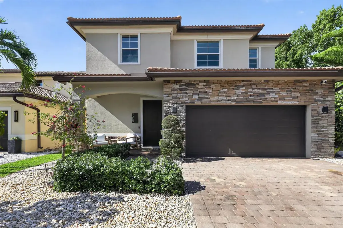 7050 Limestone Cay Road, FL 33458