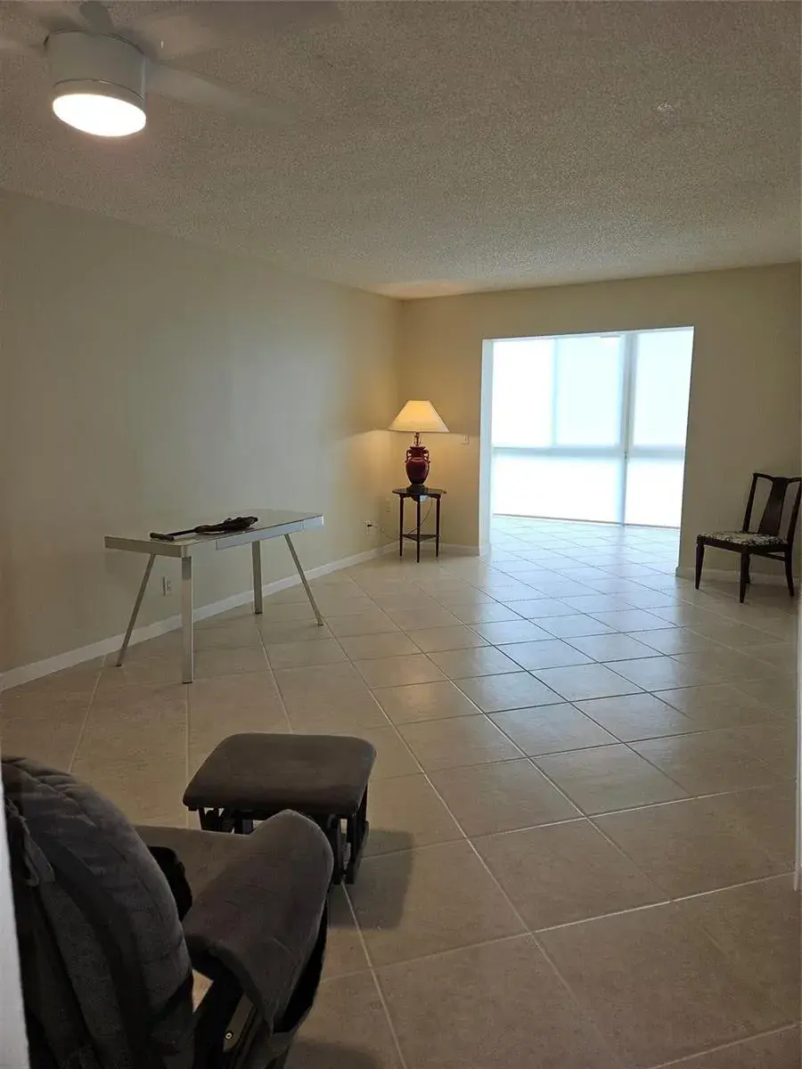 300 NE 26th Avenue, Boynton Beach FL 33435