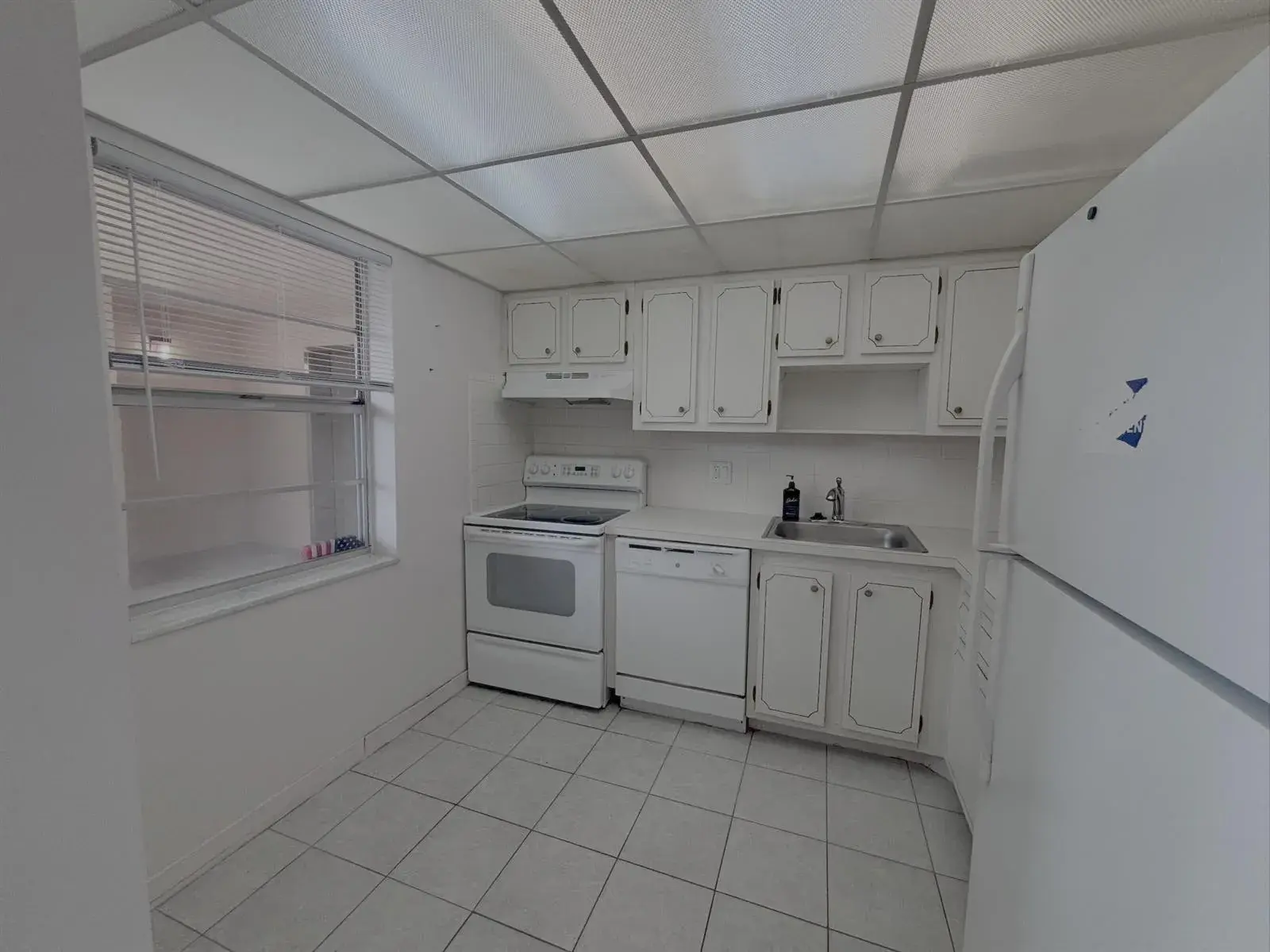 1 bedroom 1 bath for sale at 1015 Country Club Drive # 205, Margate FL 33063