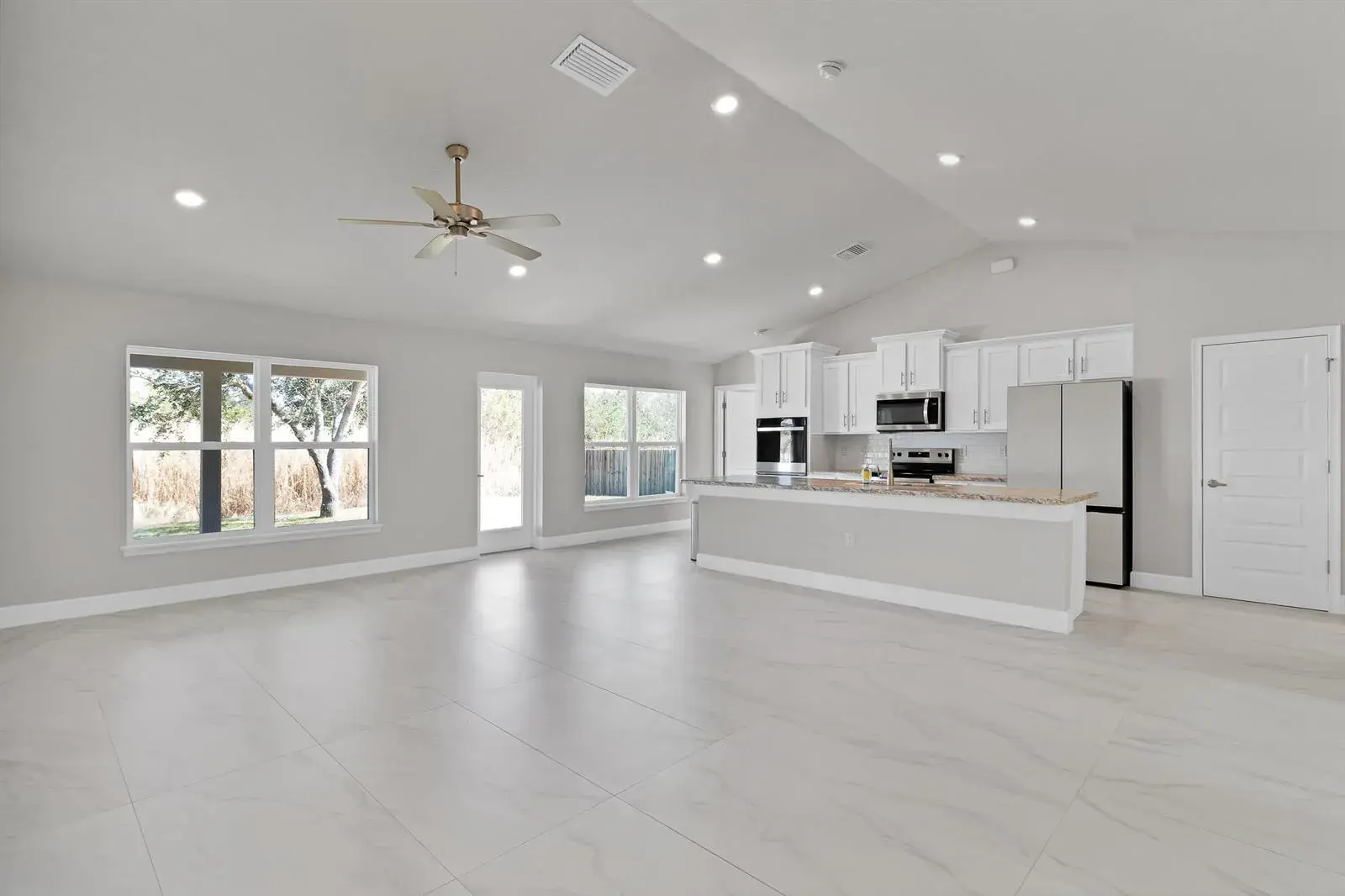 170 Spring Valley Avenue, Sebastian FL 32958