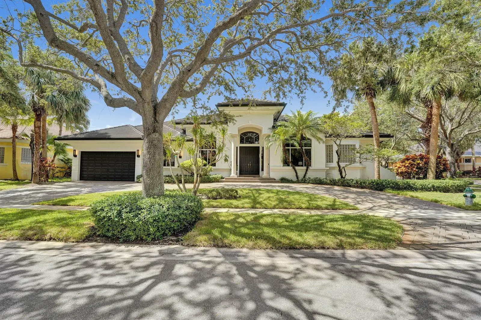 5 bedroom 4 bath for sale at 3348 Oak Hill Street, Fort Lauderdale FL 33312