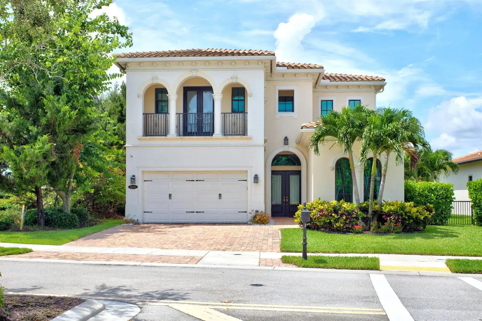 8236 Grand Prix Lane, Boynton Beach FL 33472