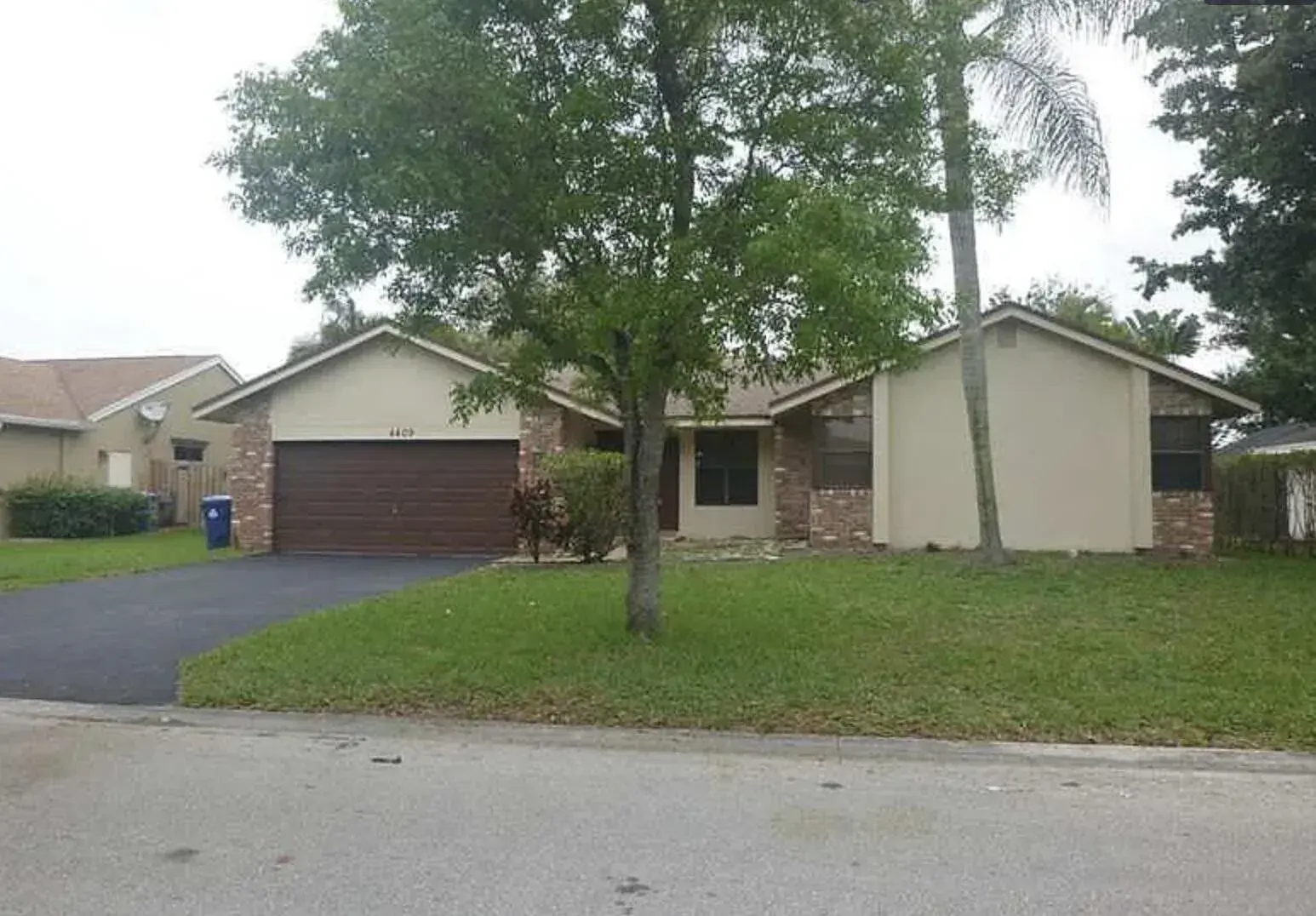 4 bedroom 2 bath for sale at 4409 NW 112th Avenue, Coral Springs FL 33065