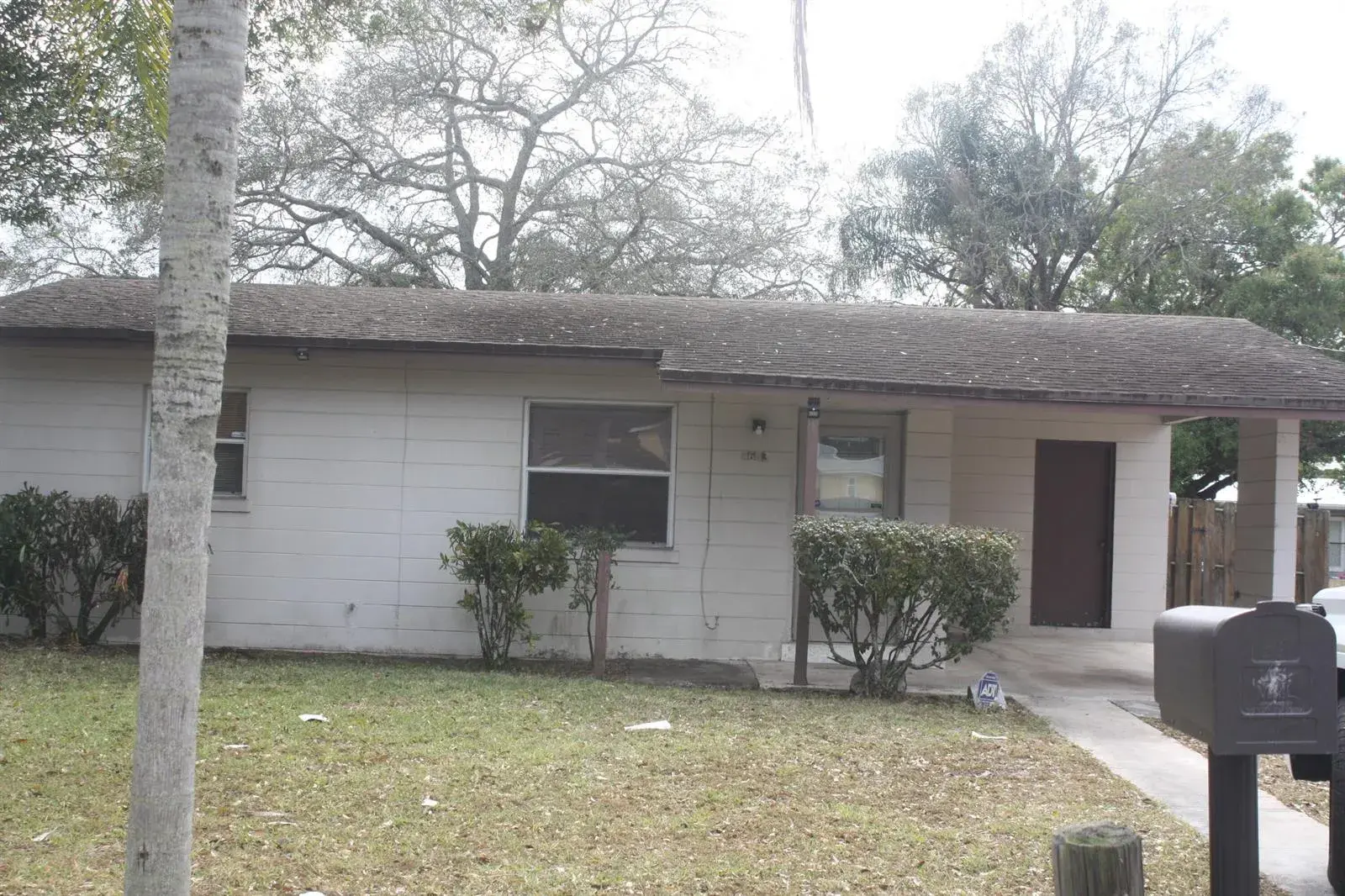 2 bedroom 1 bath for sale at 2603 Avenue N, Fort Pierce FL 34947
