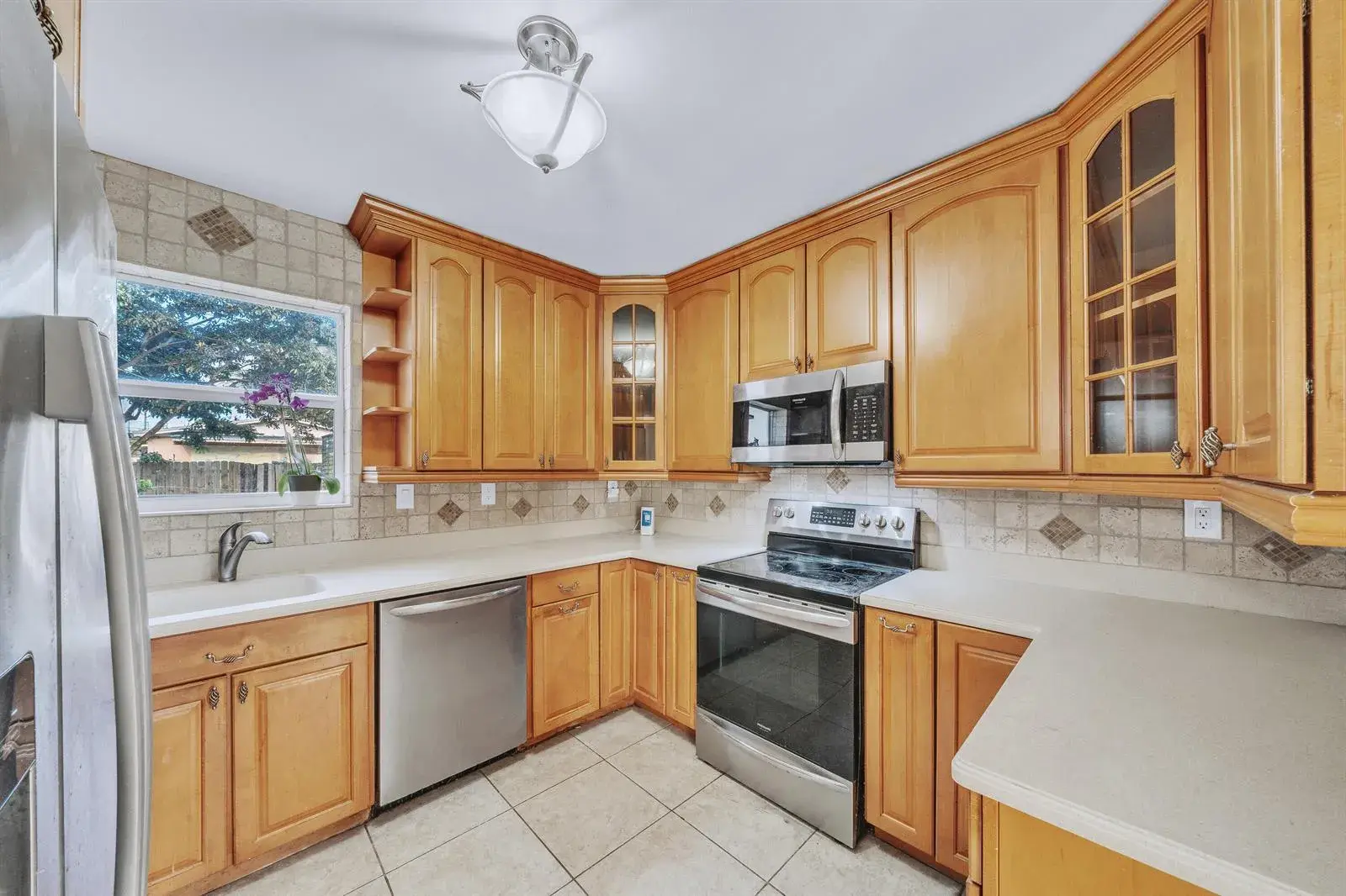 3 bedroom 1 bath for sale at 301 N 65th Way, Hollywood FL 33024
