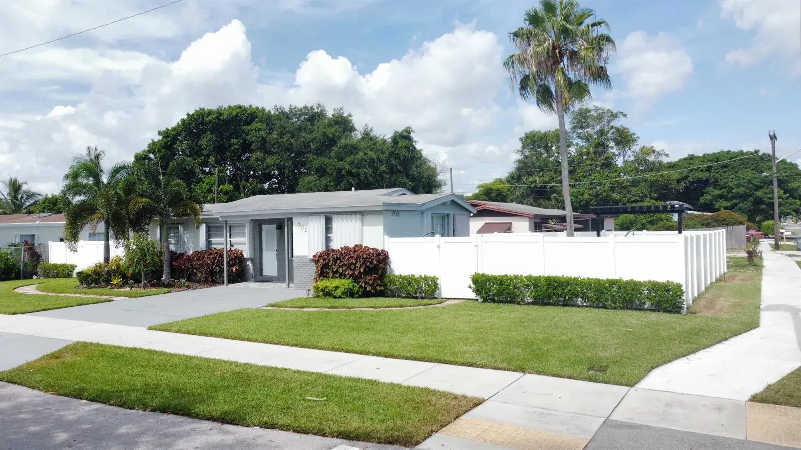 702 SW 1st Street, Delray Beach FL 33444