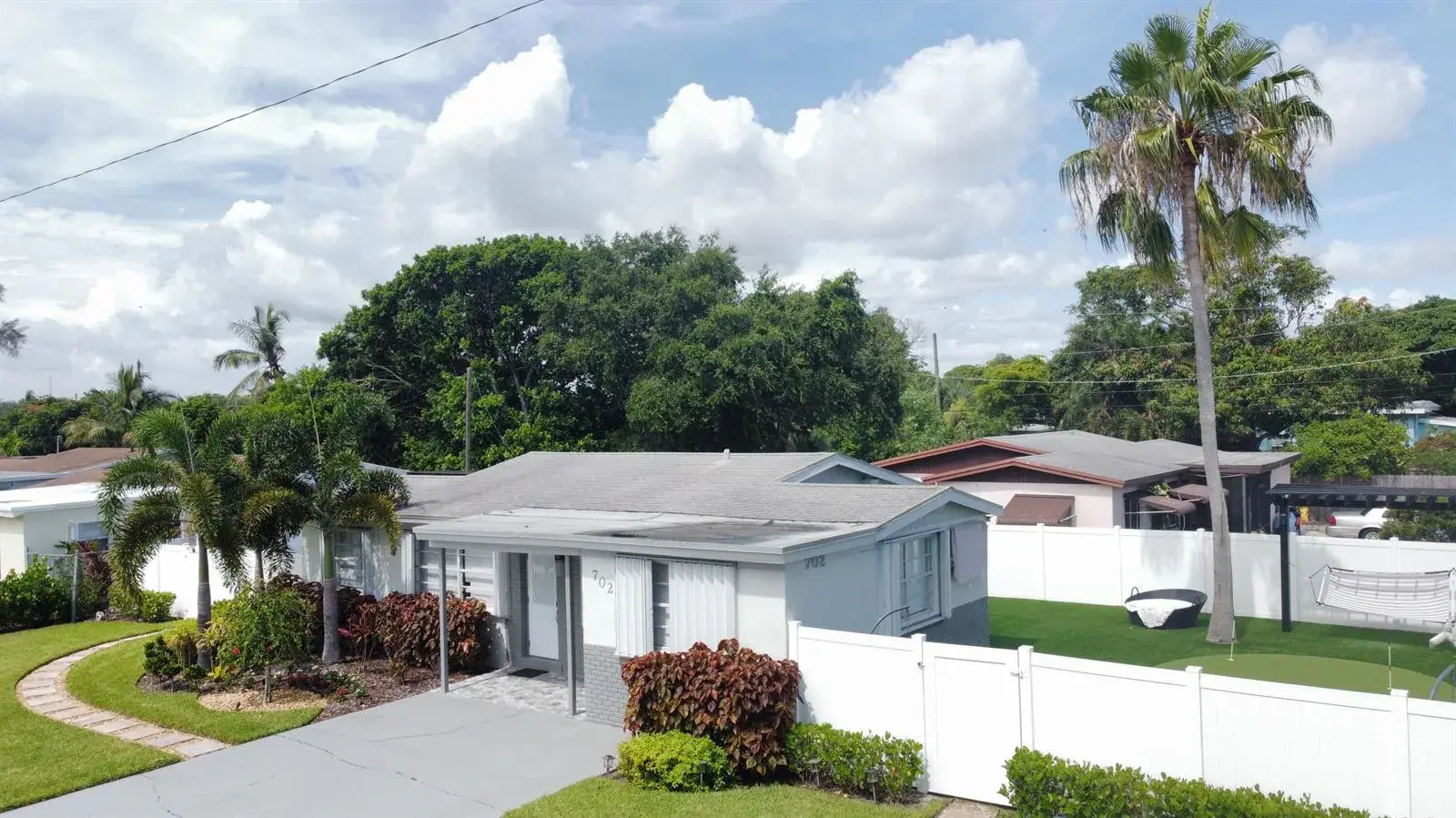 702 SW 1st Street, Delray Beach FL 33444