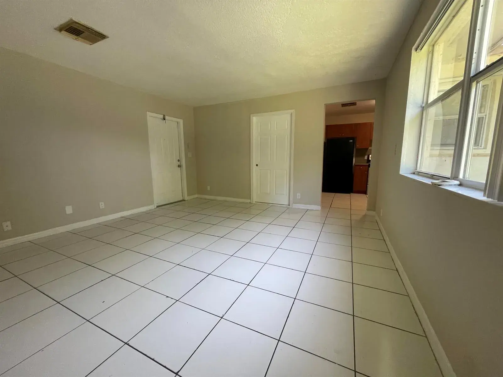 216 NW 12th # 1, Pompano Beach FL 33060