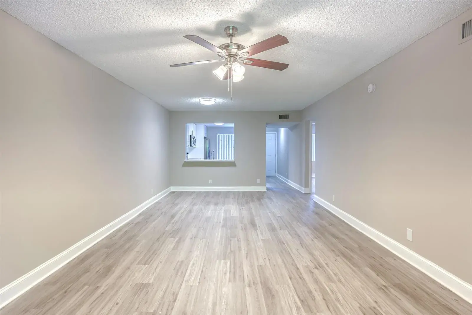 240 SE 10th Street, Delray Beach FL 33483