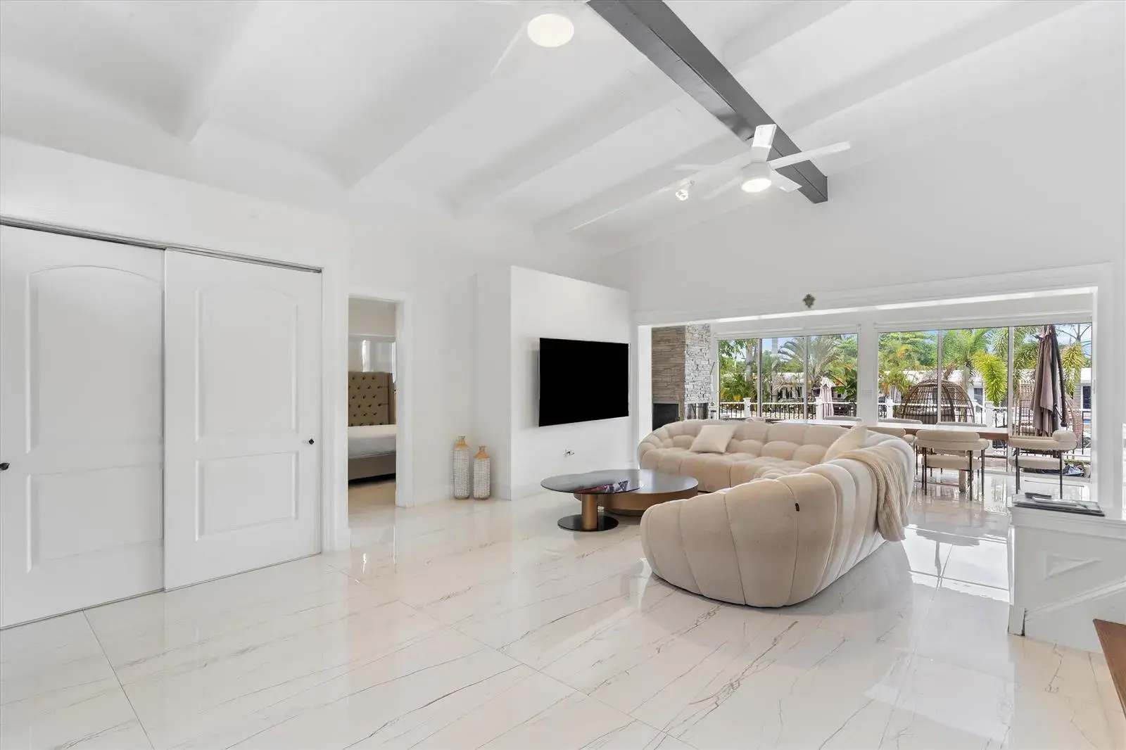 2518 Key Largo Lane, Fort Lauderdale FL 33312