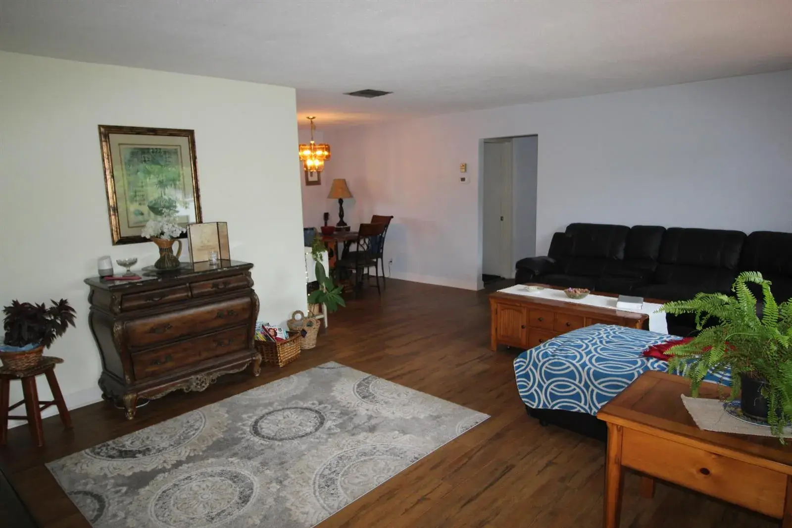 4914 NW 49th Road, Tamarac FL 33319