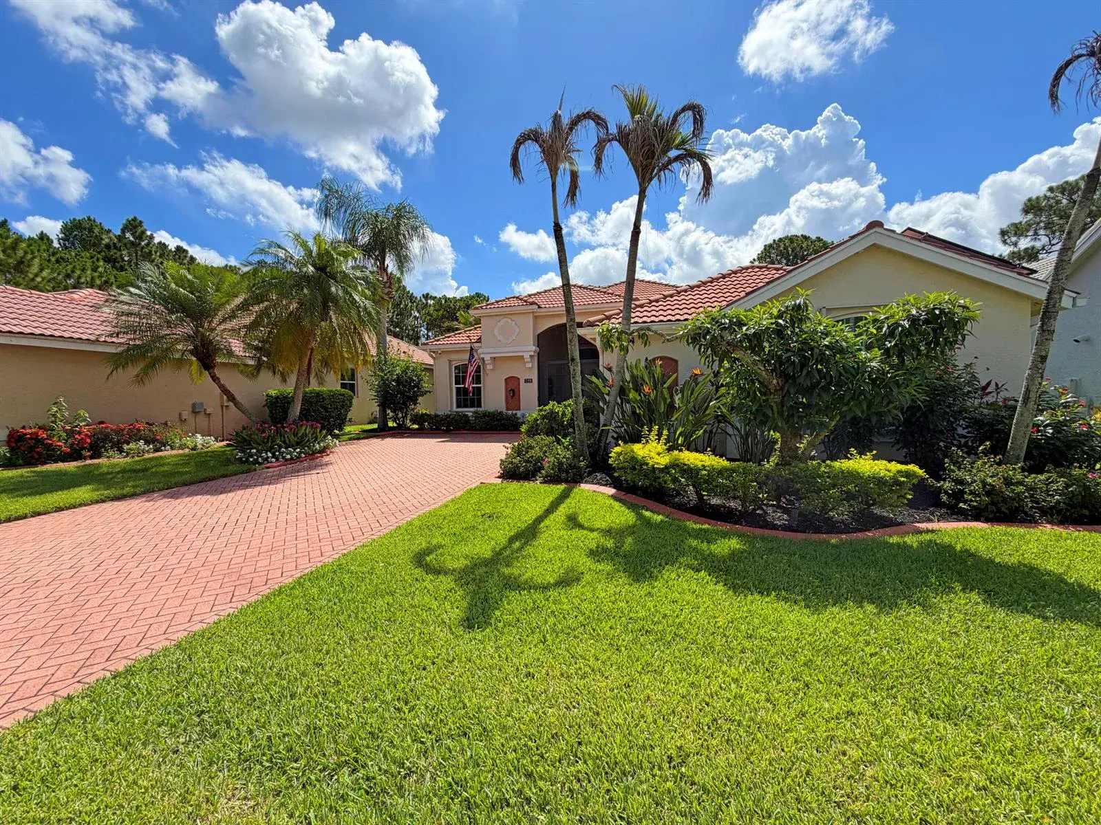 728 SW Lake Charles Circle, Port St. Lucie FL 34986