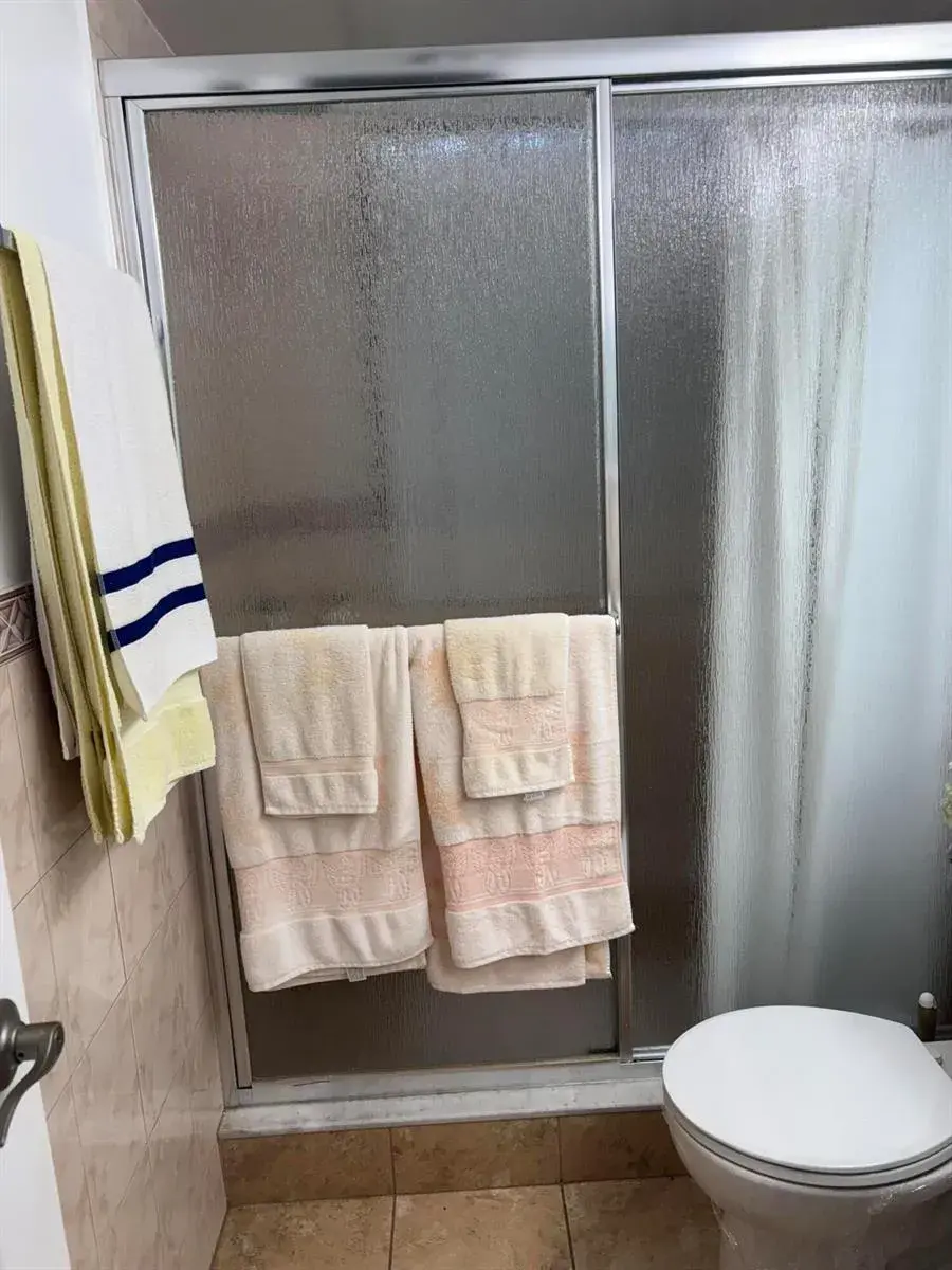 25 Kent B, West Palm Beach FL 33417