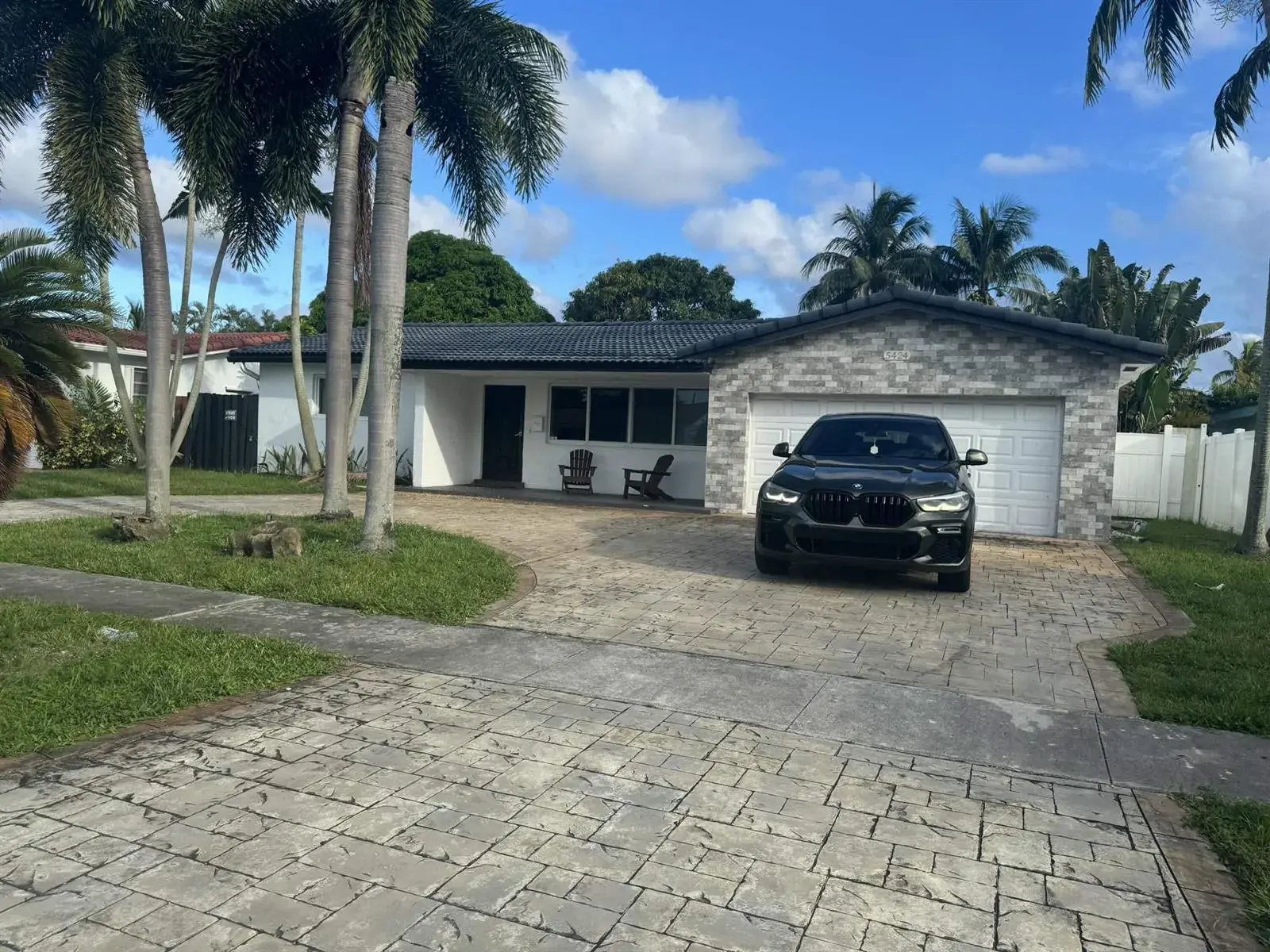 3 bedroom 2 bath Residential for sale at 5424 Garfield Street, Hollywood FL 33021