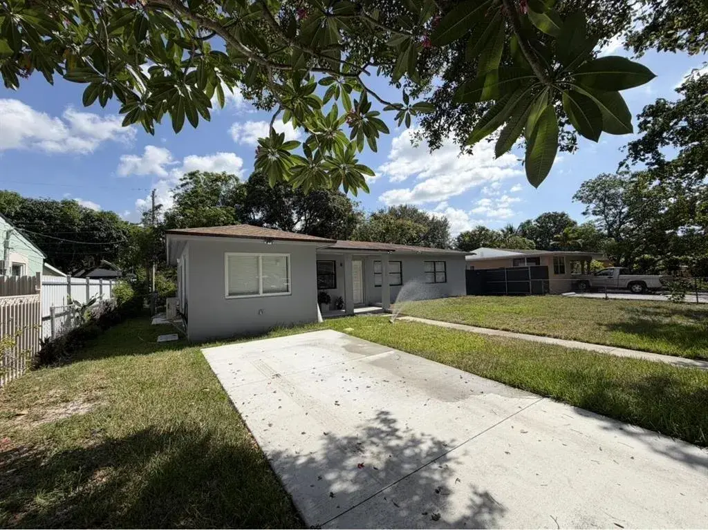 1135 NW 127th Street, North Miami FL 33168