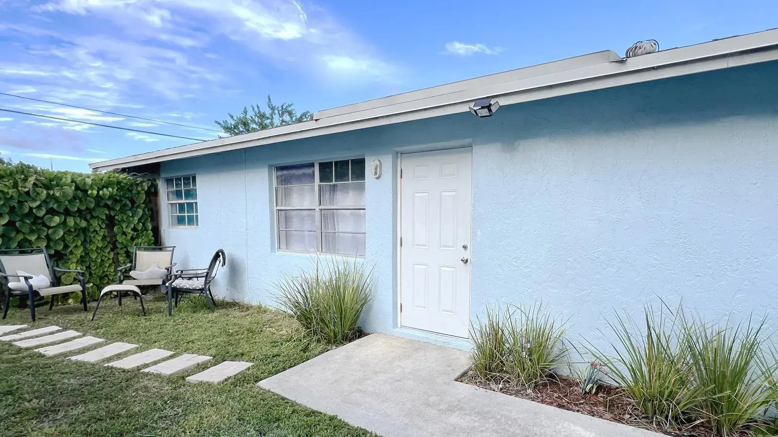 4915 Weymouth Street, Lake Worth FL 33463