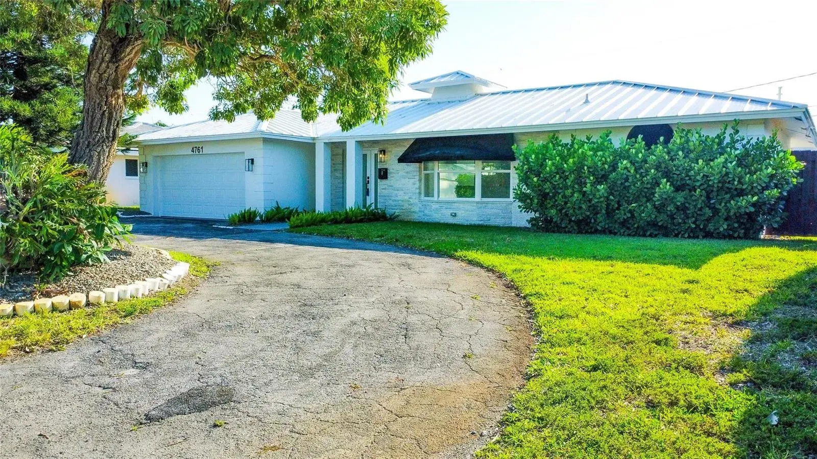 3 bedroom 2 bath Residential Lease for rent at 4761 NE 28th Avenue, Fort Lauderdale FL 33308