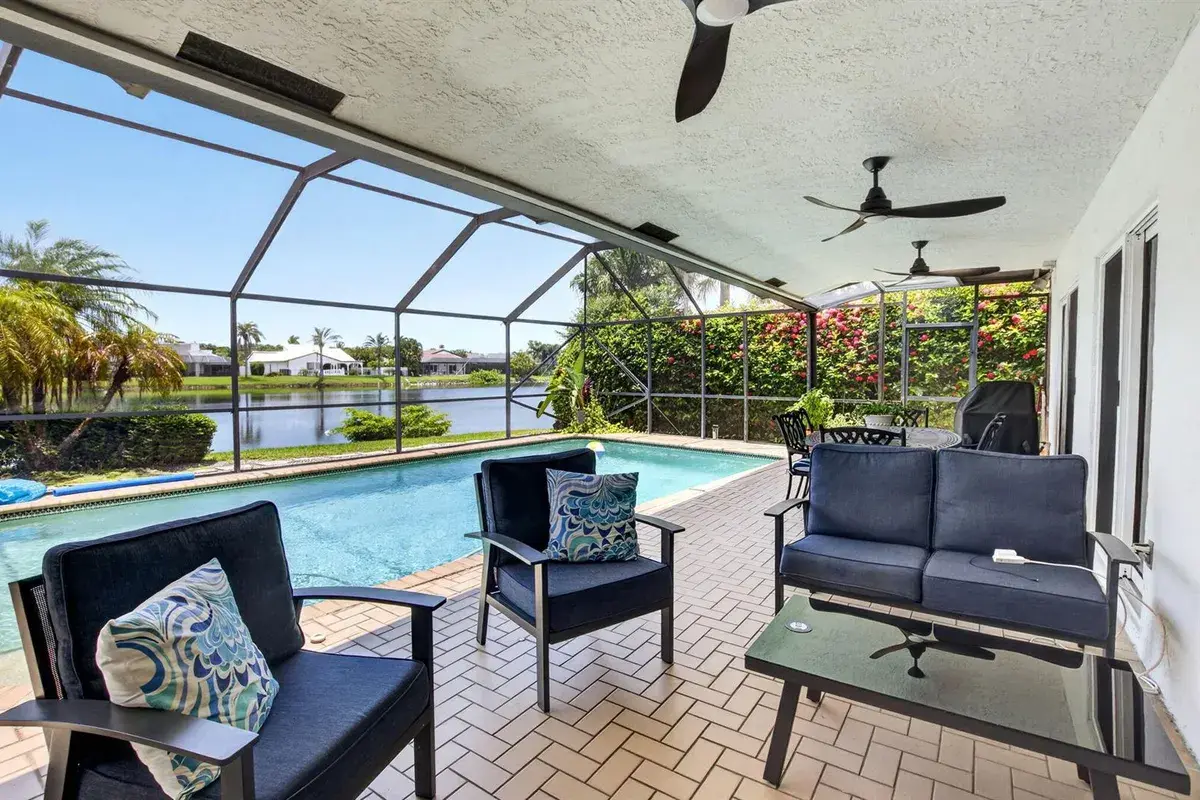 7082 NW 3rd Avenue, Boca Raton FL 33487