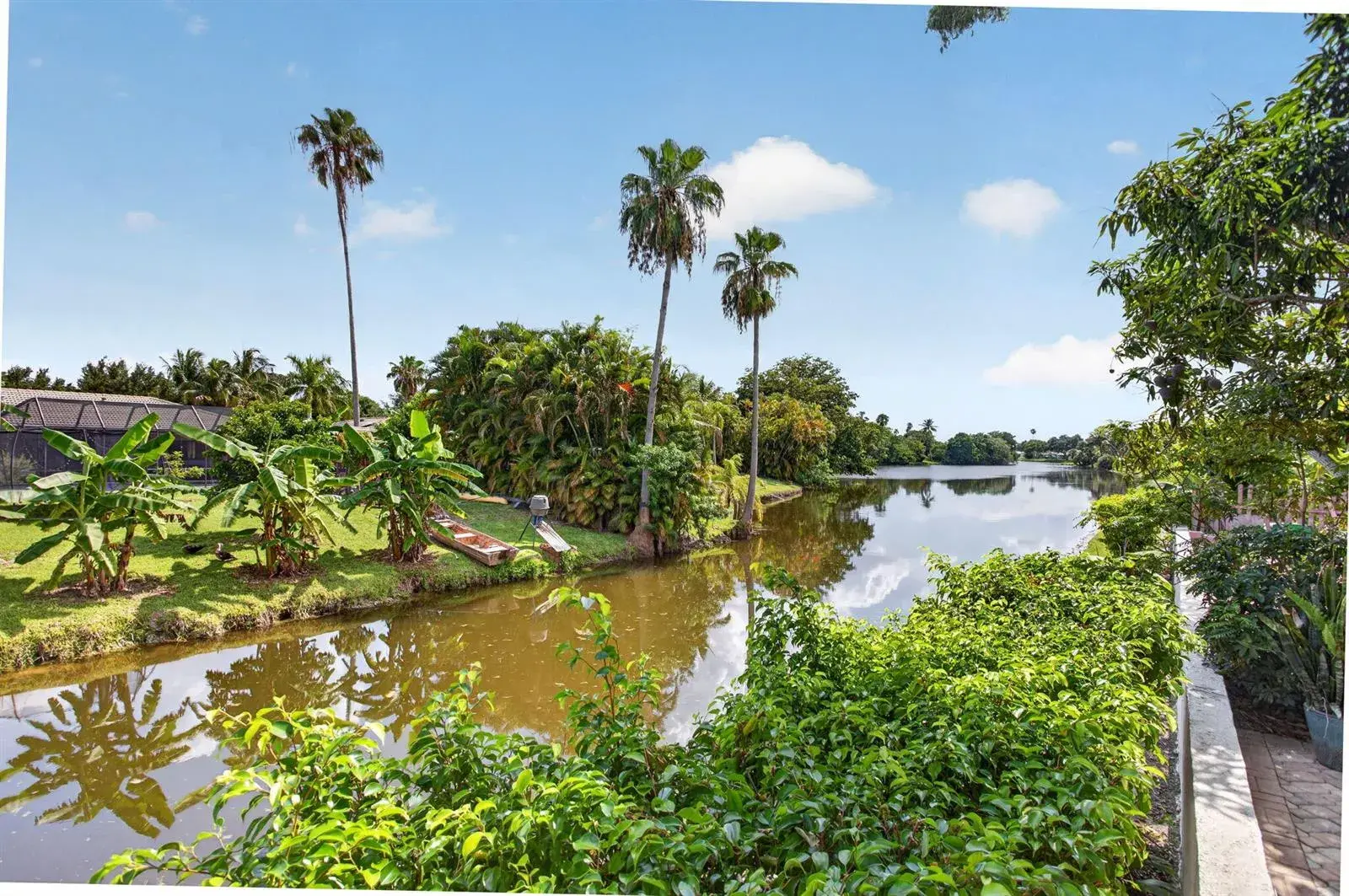 9736 NW 1st Manor, Coral Springs FL 33071