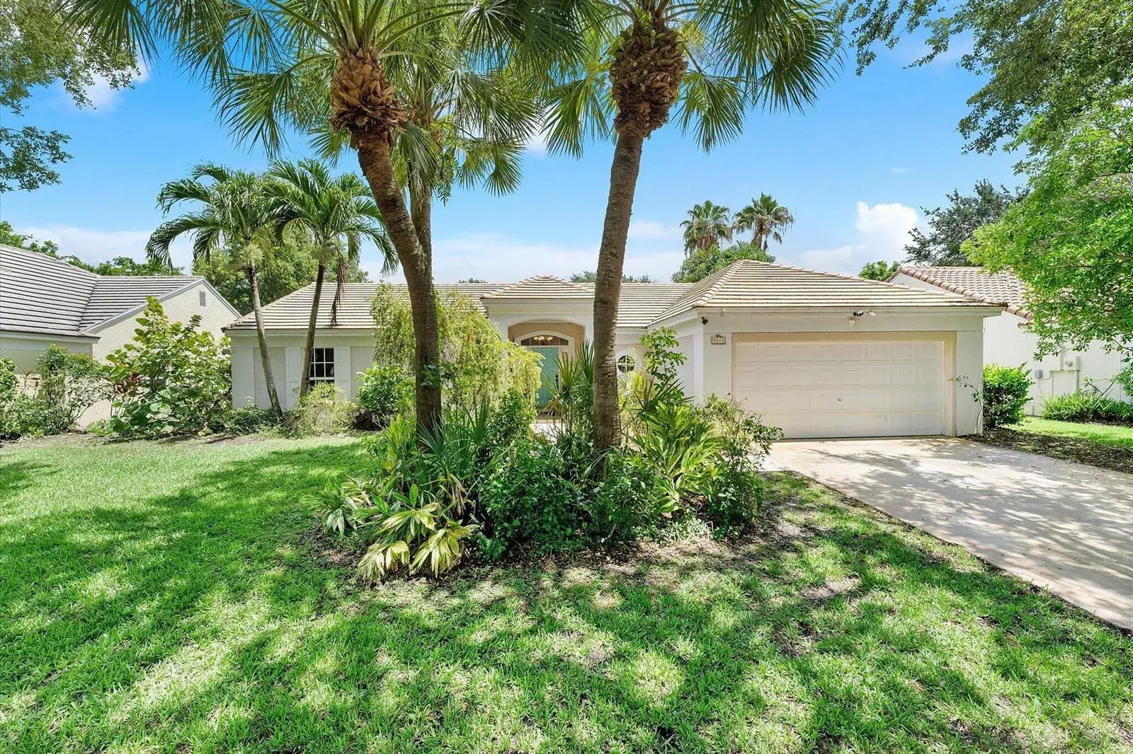 3715 Lancewood Place, Delray Beach FL 33445