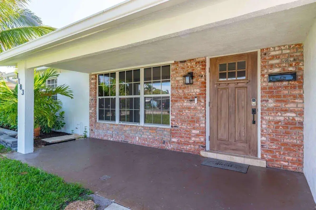 1183 SE 1st Way, Deerfield Beach FL 33441