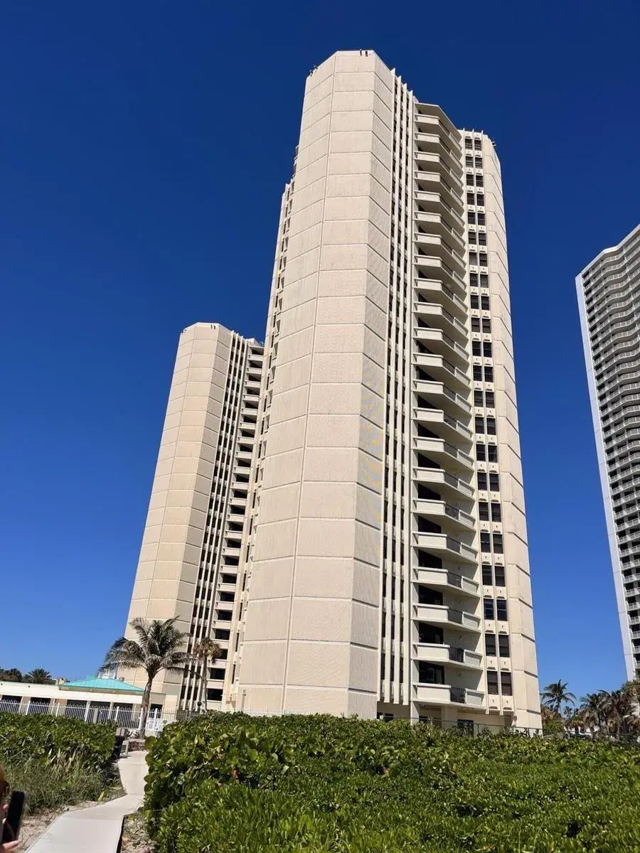 2800 N Ocean Drive, Singer Island FL 33404