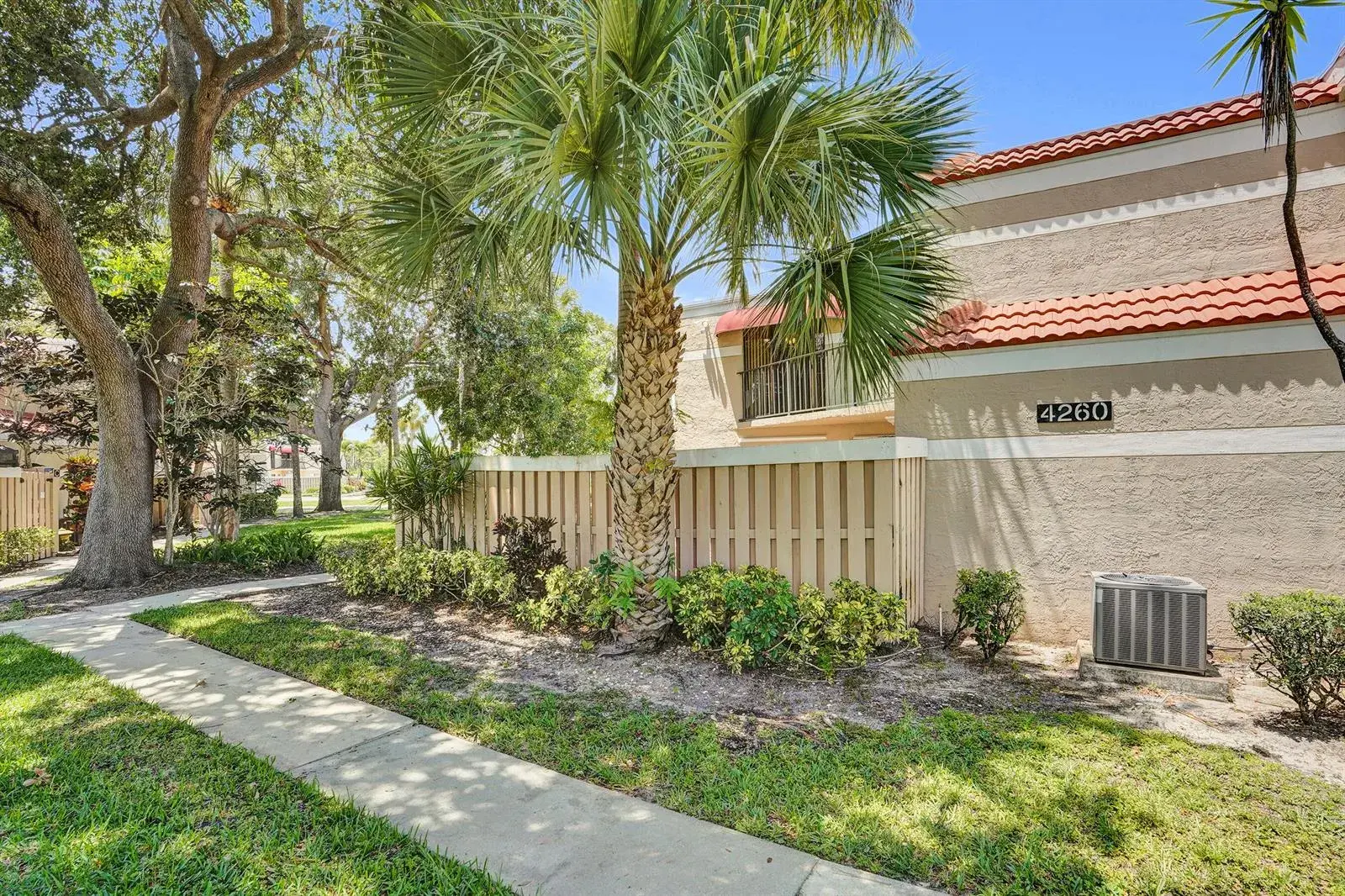 4260 Village Drive # D, Delray Beach FL 33445