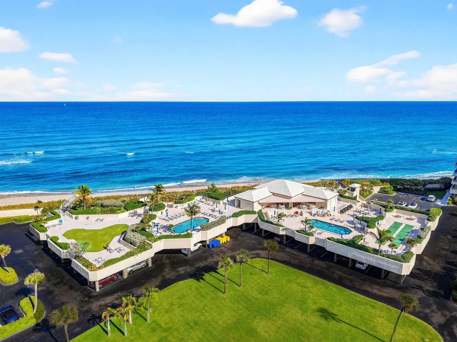 5540 N Ocean Drive # 1c, Singer Island FL 33404