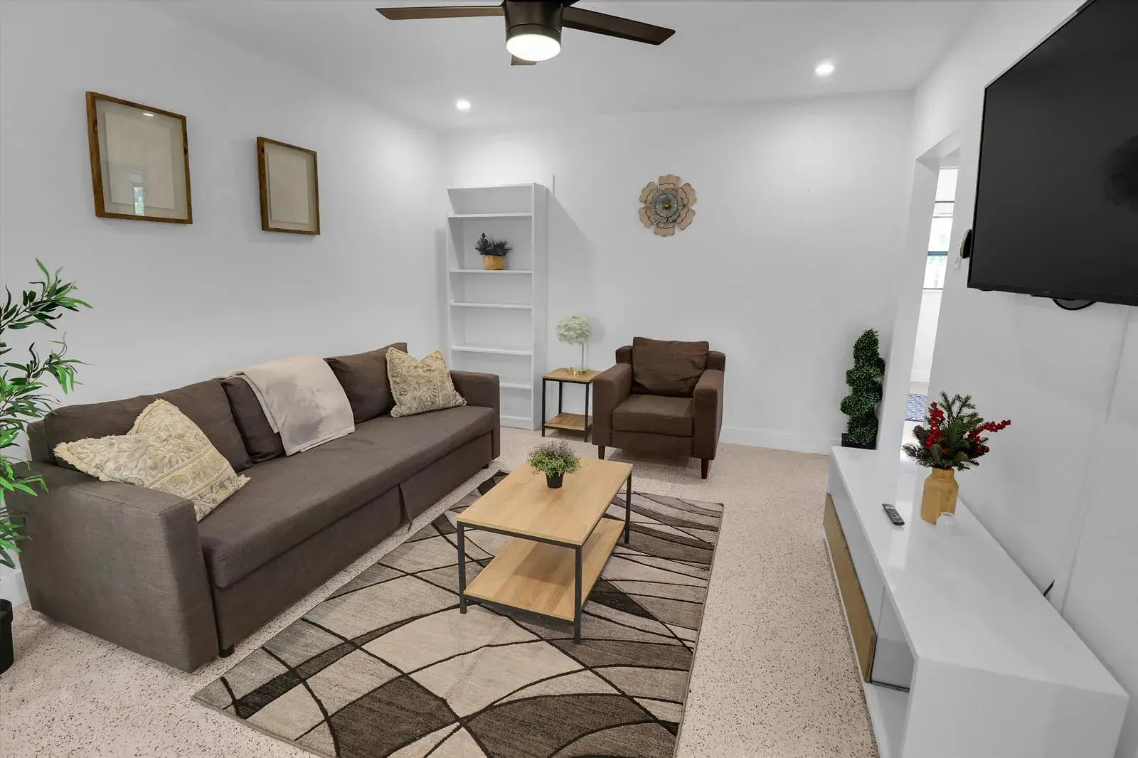 210 SW 11th Street # 1, Fort Lauderdale FL 33315