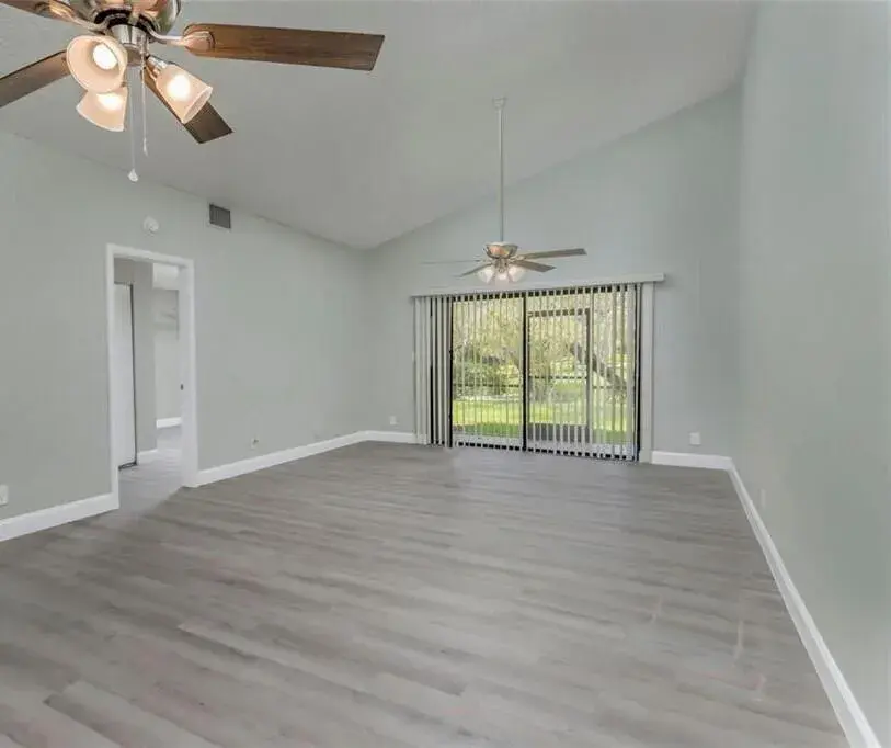 454 Lakeview Drive # 1, Weston FL 33326