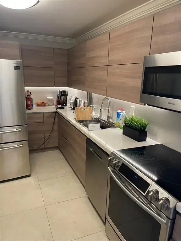 2 bedroom 2 bath Residential for sale at 3000 S Ocean Drive # 302, Hollywood FL 33019