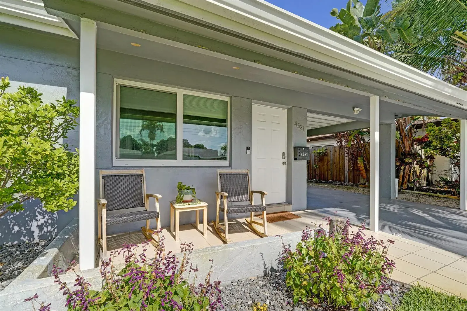 4521 NE 2nd Avenue, Oakland Park FL 33334