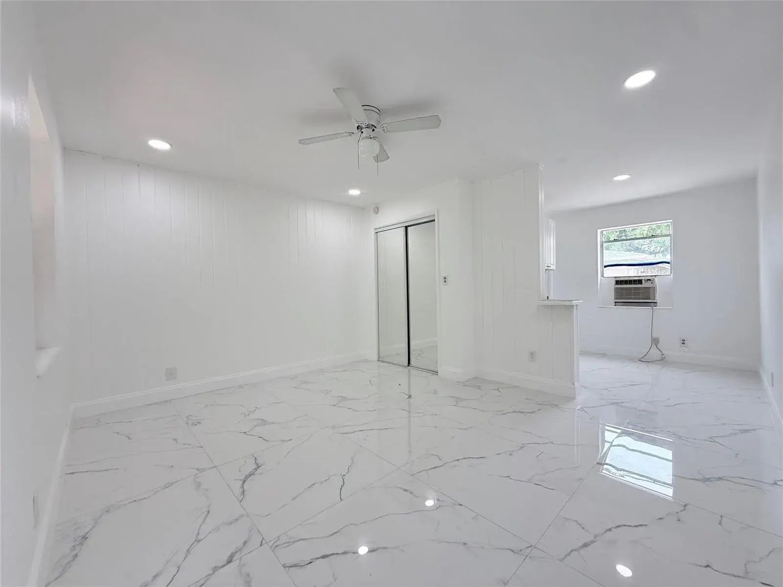 1 bath Residential Lease for rent at 1850 Rodman Street, Hollywood FL 33020