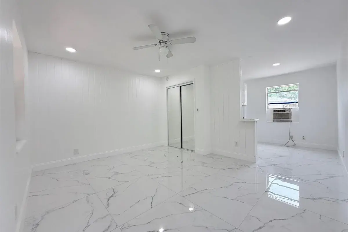 1850 Rodman Street, Hollywood FL 33020