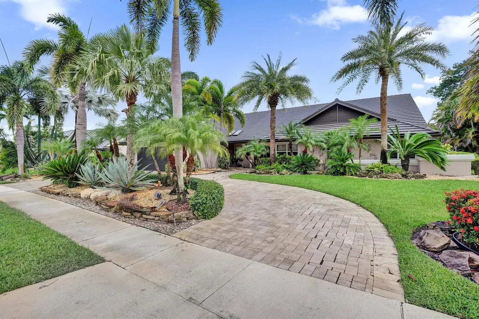 10630 Boca Woods Lane, Boca Raton FL 33428