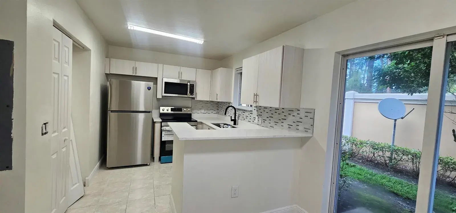 3770 N Jog Road # 101, West Palm Beach FL 33411
