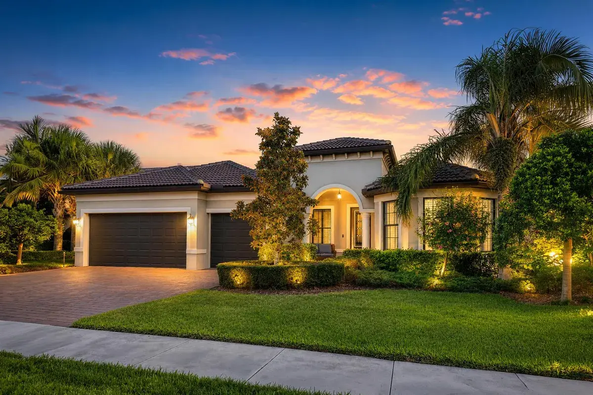 604 SE Monteiro Drive, Port St. Lucie FL 34984