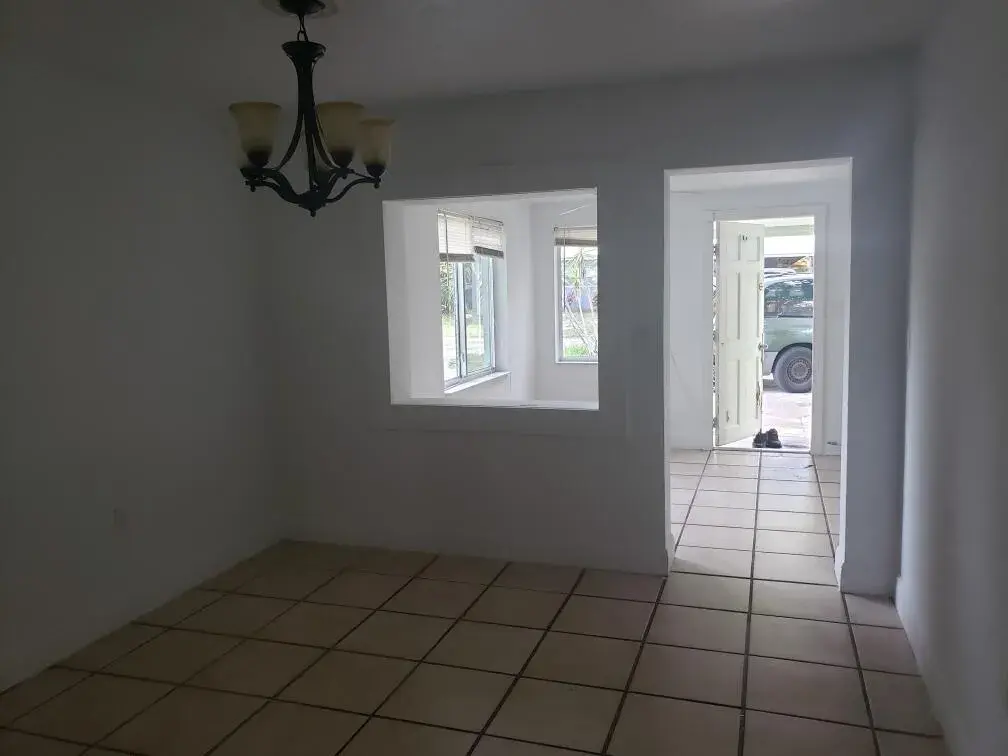 364 Johnston Street, Fort Pierce FL 34982 photo 5