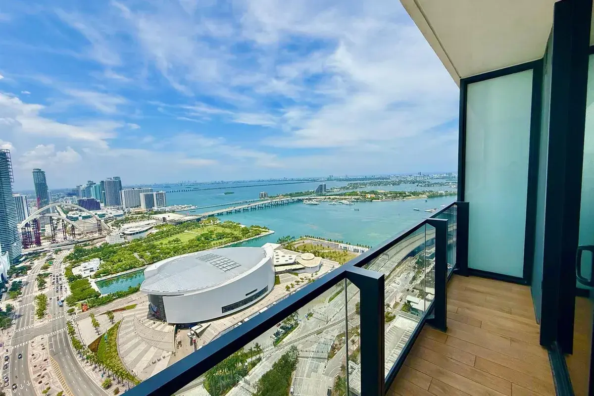 398 NE 5th Street # 3907, Miami FL 33132