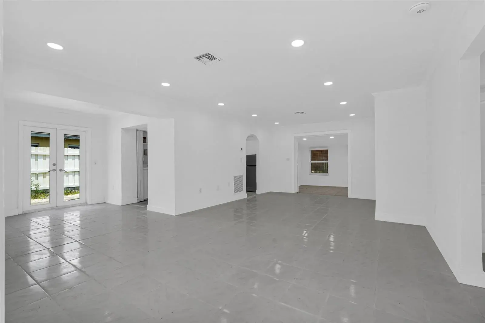 6621 Perry Street, Hollywood FL 33024