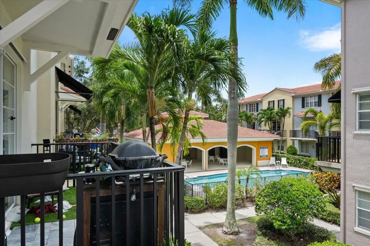 127 Greenwich Circle, Jupiter FL 33458