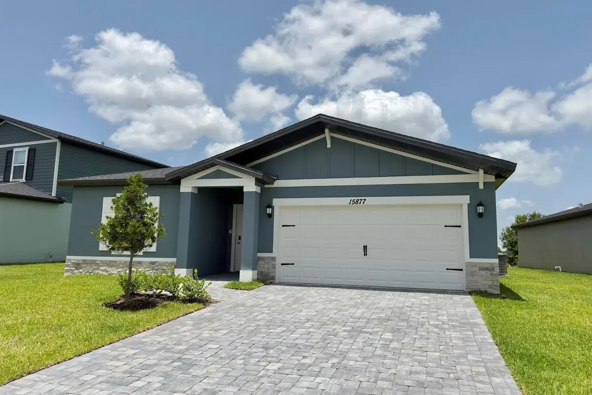 15877 SW Vine Drive, FL 34956