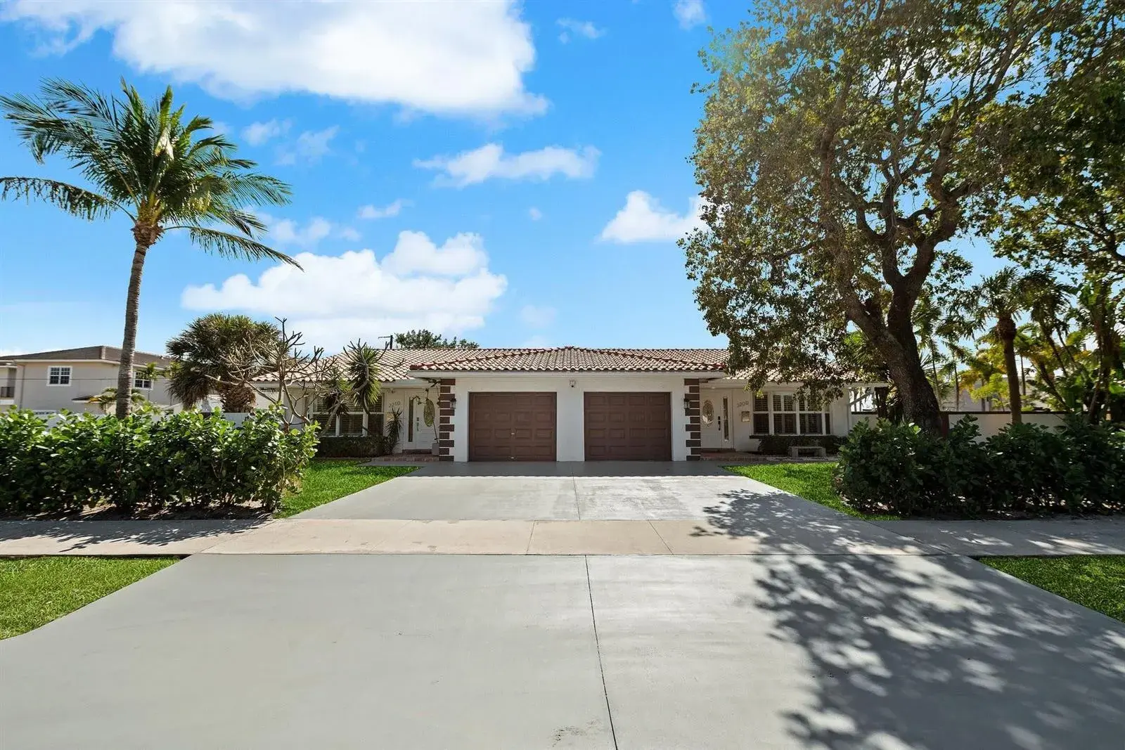 2200 NE 36th Street, Fort Lauderdale FL 33308
