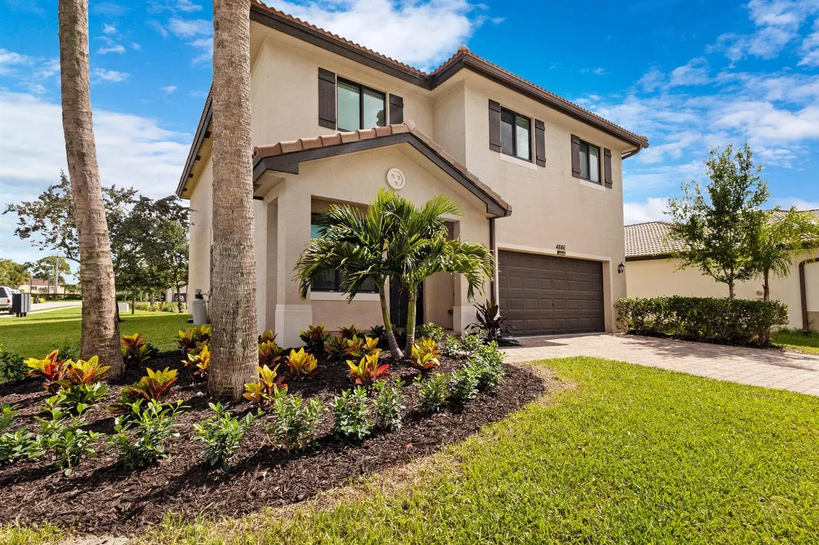 4846 Pond Pine Way, FL 33463