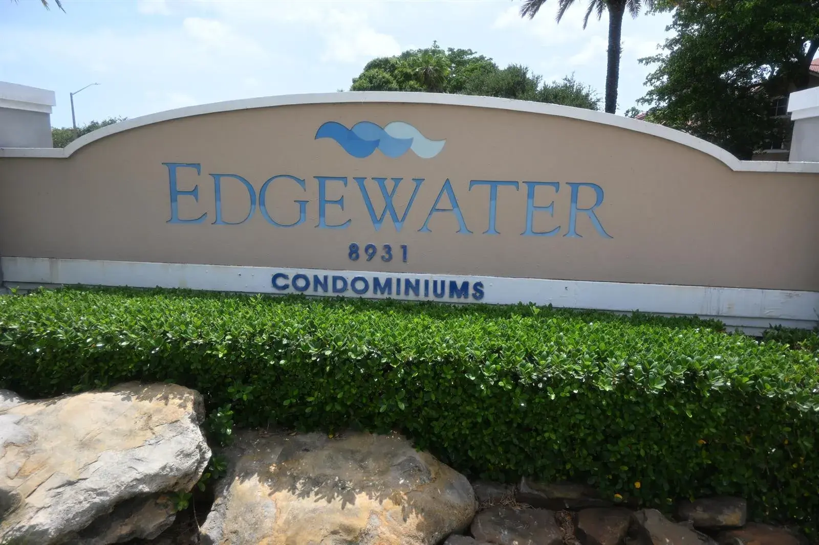 2 bedroom 2 bath Residential for sale at 8721 Wiles Road # 305, Coral Springs FL 33067