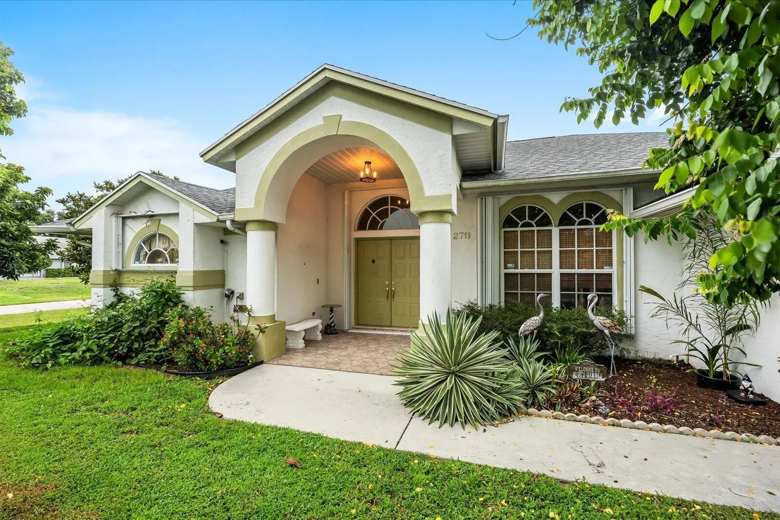 2711 SE Fall Street, Port St. Lucie FL 34984