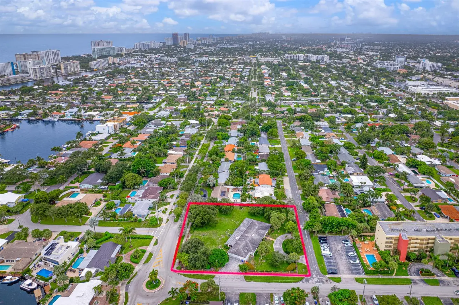 2500 NE 10th Street, Pompano Beach FL 33062