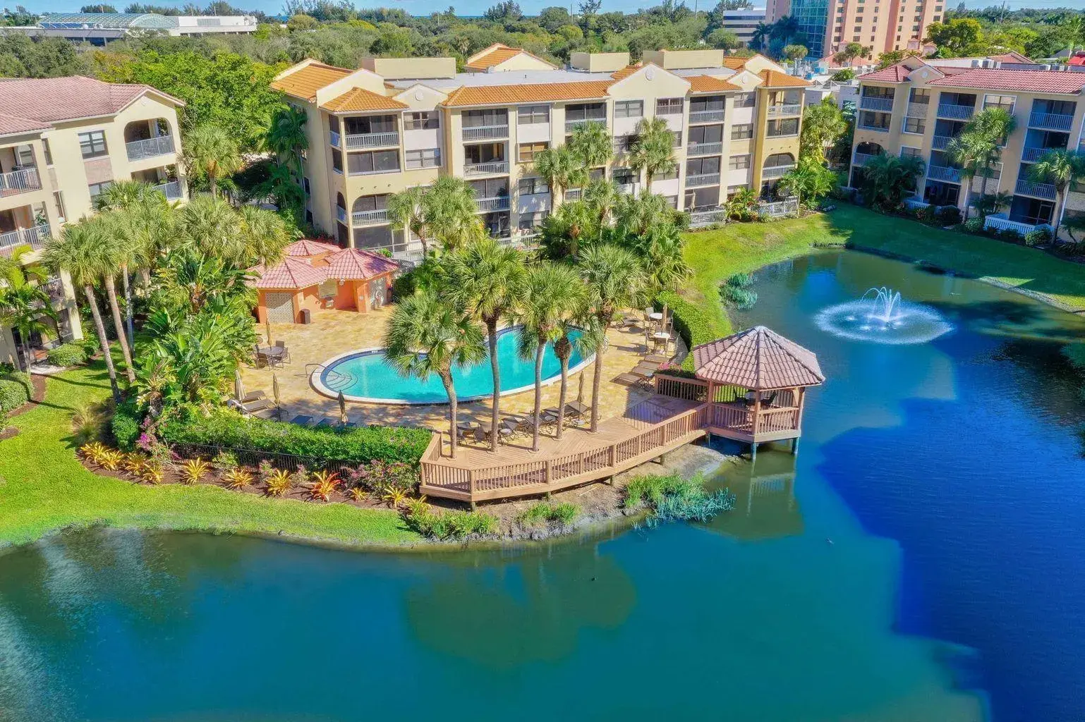 2 bedroom 2 bath Residential for sale at 700 Uno Lago Drive # 403, Juno Beach FL 33408